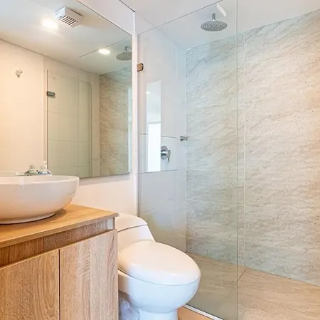 Montu X Ahead Apartamento *